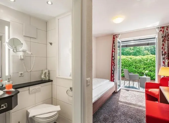 道纳布里克酒店 3*